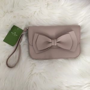 Kate Spade Vanderbilt Place Mollie Bow Wristlet